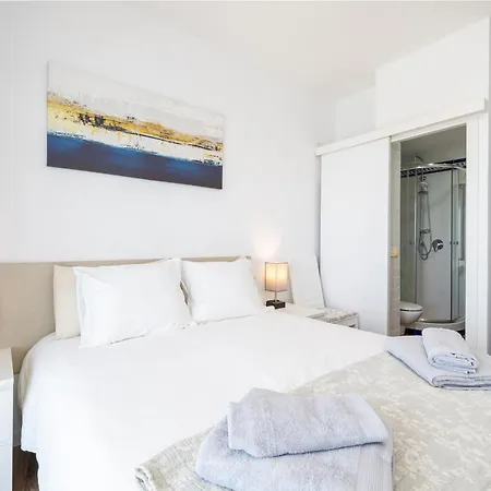 Ensuite Mediterranean Sea Front Ii Apartment