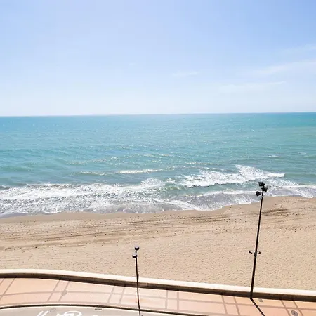 Apartment Ensuite Mediterranean Sea Front Ii Fuengirola