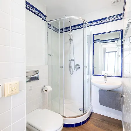 Ensuite Mediterranean Sea Front Ii Apartment